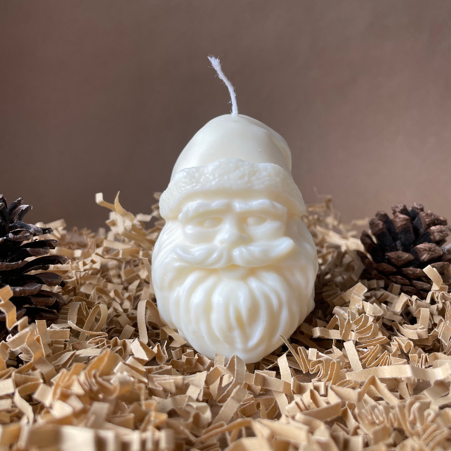 Jolly Saint Nick – Handcrafted Santa Claus Candle