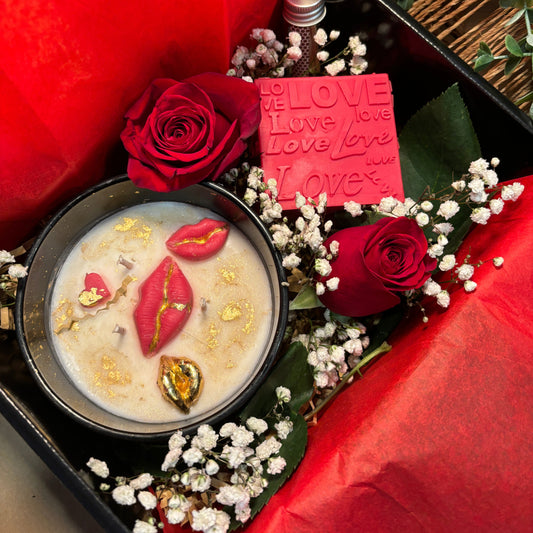 Love & Luxe Gift Box - Red Lips & Love Square Candle Set