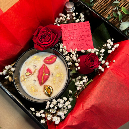 Love & Luxe Gift Box - Red Lips & Love Square Candle Set